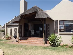 3 Bed Townhouse in Pinehaven