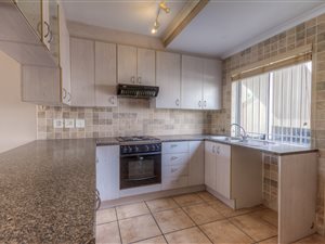 2 Bed Apartment in Harbour Island