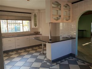 4 Bed House in Birchleigh North