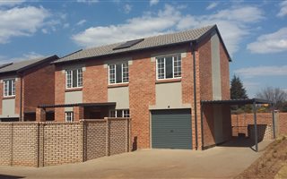 3 Bedroom Townhouse in Raslouw
