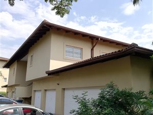 4 Bed Cluster in Shakas Rock