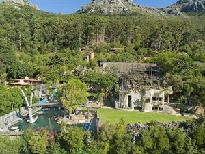 5 Bed House in Hout Bay and surrounds