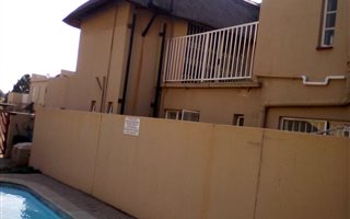 3 Bedroom Duplex in Vanderbijlpark SE4