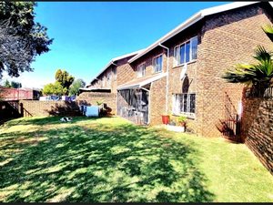 3 Bed Townhouse in Clayville East