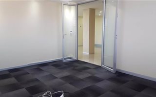 172 m² Office Space in Bedford Gardens