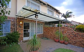 3 Bedroom Apartment in Atlasville