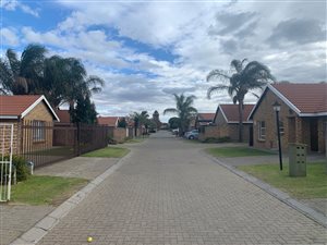 3 Bed Cluster in Bonaero Park