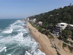 3776 m² Land available in Umdloti Beach
