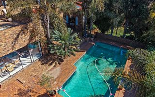 6 Bedroom House in Northcliff