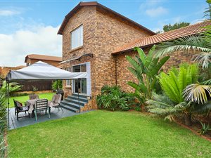 4 Bed Townhouse in Randpark Ridge