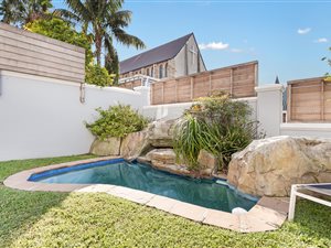 2 Bed Apartment in Gardens