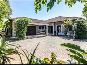 3 Bed House in Plantations