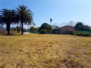 837 m² Land available in Blanco