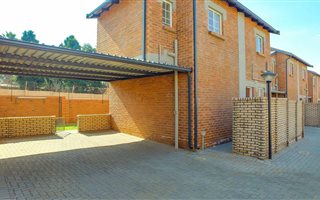 2 Bedroom House in Raslouw