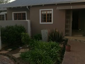 3 Bed Apartment in Nigel Central