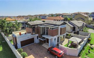 3 Bedroom House in Amberfield