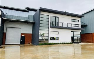 775 m² Industrial space in Louwlardia