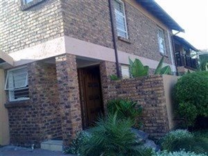 3 Bed Townhouse in Edenglen