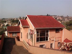 3 Bed House in Castlehill