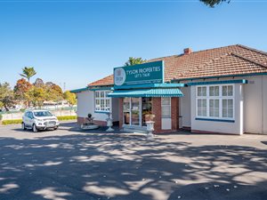 3003 m² Commercial space in Pinetown Central