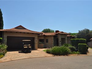 4 Bed House in Hartbeespoort Dam