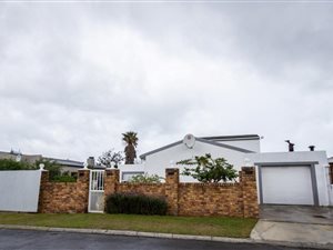 5 Bed House in Onverwacht