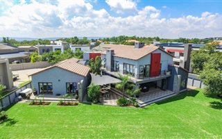5 Bedroom House in Hazeldean (Silverlakes Surroundings)