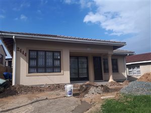 3 Bed House in Lovu