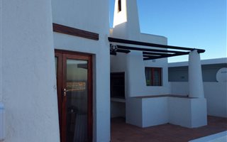 6 Bedroom House in Lamberts Bay