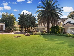 5 Bed House in Val de Grace