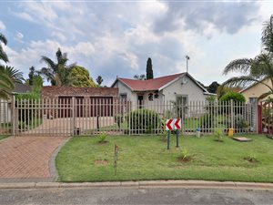 3 Bed House in Bonaero Park