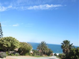 789 m² Land available in Dana Bay