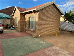 3 Bed House in African Jewel