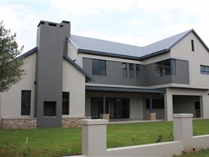 4 Bed House in The Meadows