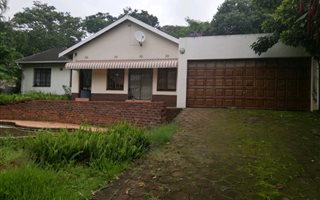 4 Bedroom House in Amanzimtoti