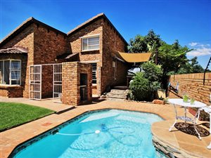 2 Bed Townhouse in Radiokop