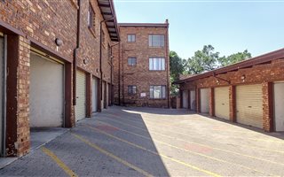 3 Bedroom Apartment in Alberton