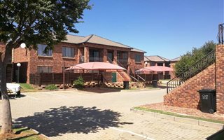 2 Bedroom Apartment in Rand Collieries