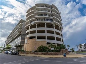 1 Bed Apartment in Point Waterfront
