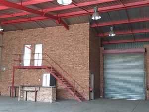 295 m² Industrial space in Heriotdale