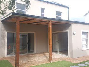 3 Bed House in Somerset West Central