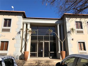827 m² Commercial space in Irene