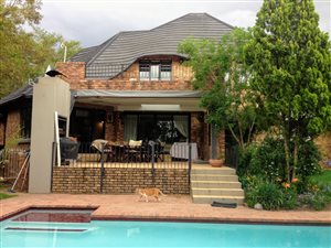 4 Bed House in Fourways Gardens