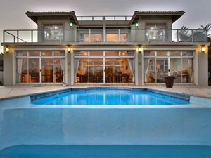 8 Bed House in Southbroom
