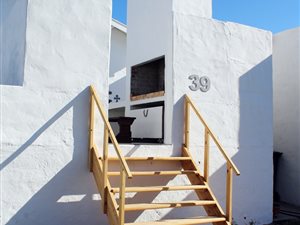 1 Bed House in Struisbaai