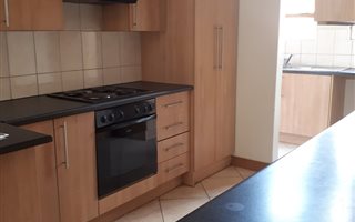 3 Bedroom Townhouse in Heidelberg Central