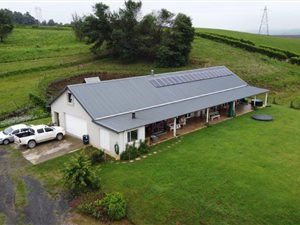 8.9 ha Farm in Lidgetton