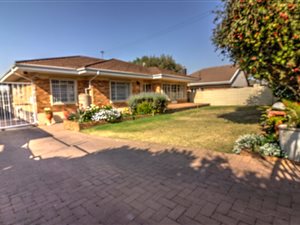 4 Bed House in Sunnyridge