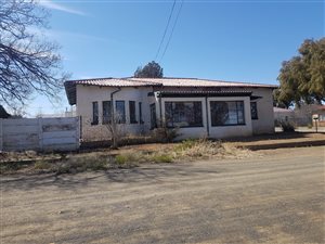3 Bed House in Reddersburg