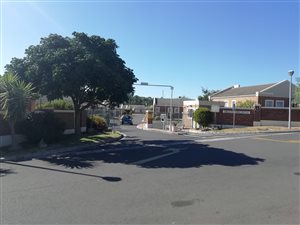2 Bedroom Townhouse in D Urbanvale